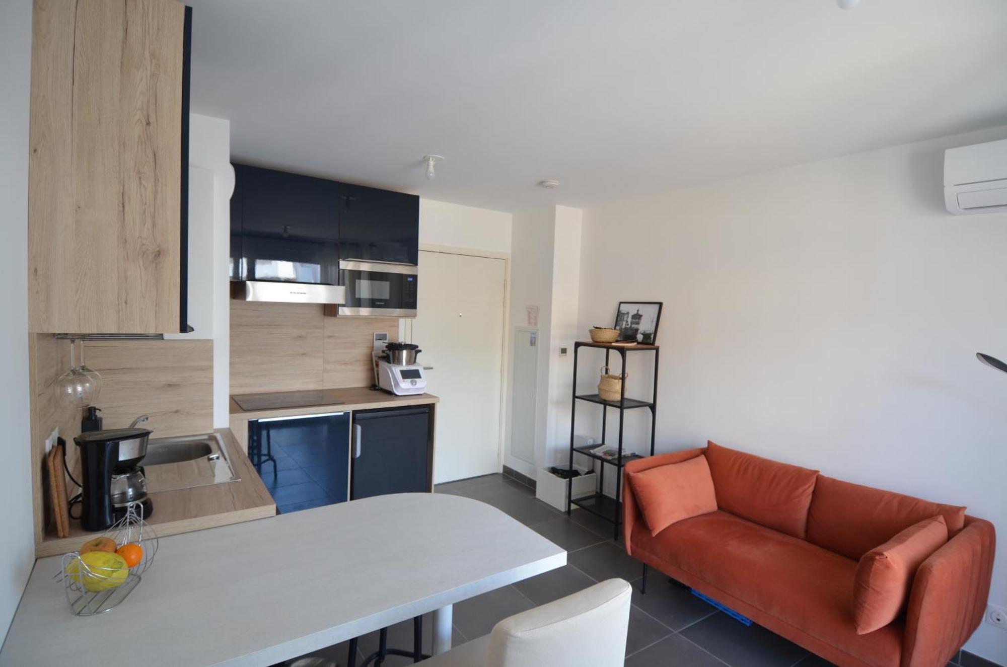 Villa Smolett - Appartement Cosy Au Coeur Du Quartier Du Port Nizza Kültér fotó