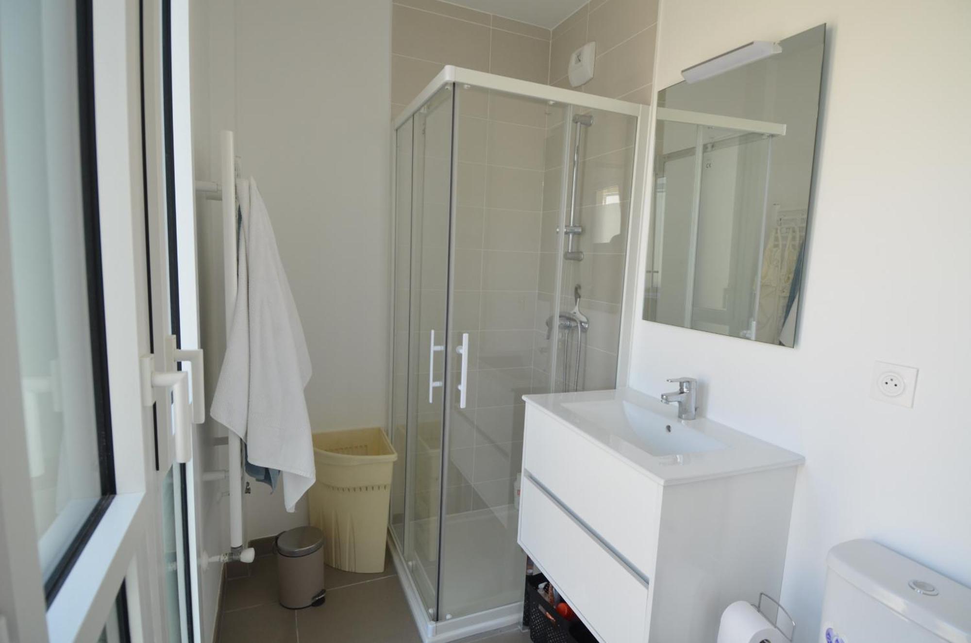 Villa Smolett - Appartement Cosy Au Coeur Du Quartier Du Port Nizza Kültér fotó