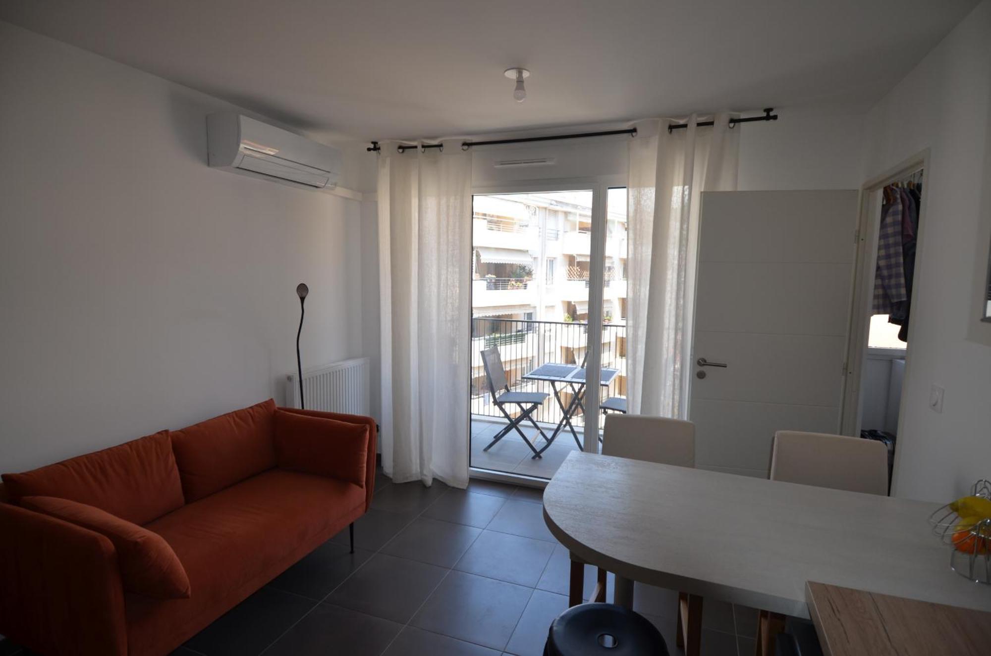 Villa Smolett - Appartement Cosy Au Coeur Du Quartier Du Port Nizza Kültér fotó